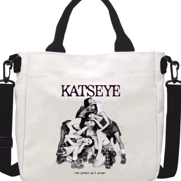 Katseye  цүнх